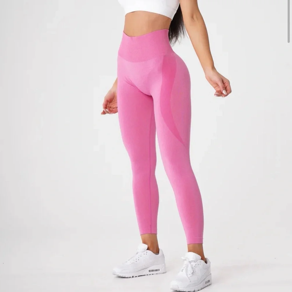 NVGTN Bubble Gum Pink Contour Seamless Leggings💕💗 - Picture 12 of 12